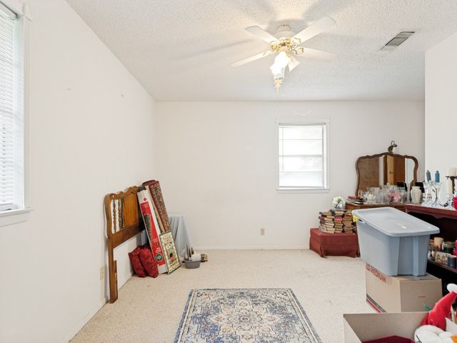 501 Stevens Drive, Benbrook, TX 76126