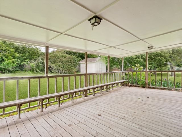 501 Stevens Drive, Benbrook, TX 76126