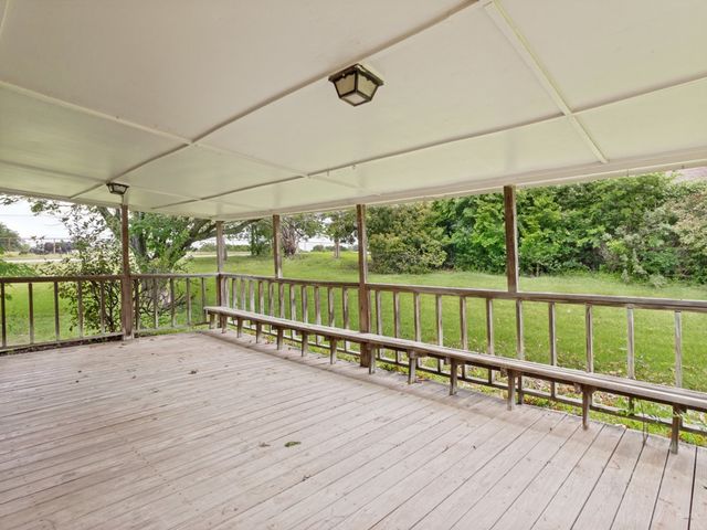 501 Stevens Drive, Benbrook, TX 76126