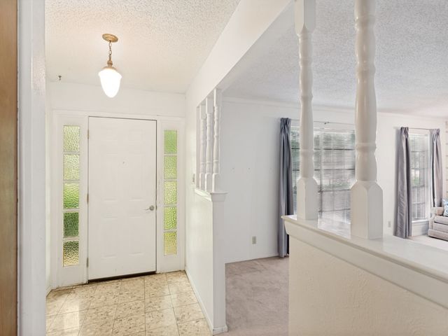 501 Stevens Drive, Benbrook, TX 76126