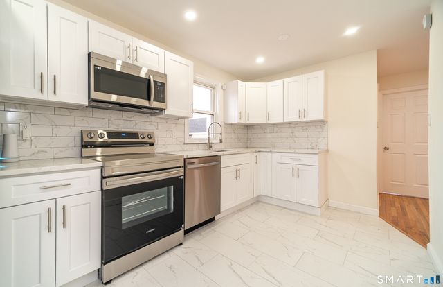 484 Reitter Street West, Stratford, CT 06614