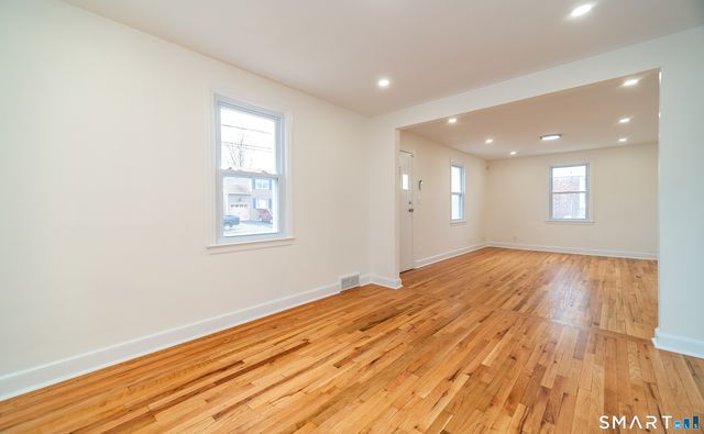 484 Reitter Street West, Stratford, CT 06614