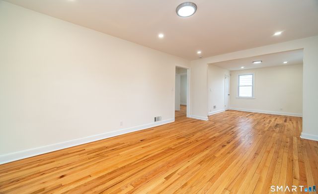 484 Reitter Street West, Stratford, CT 06614