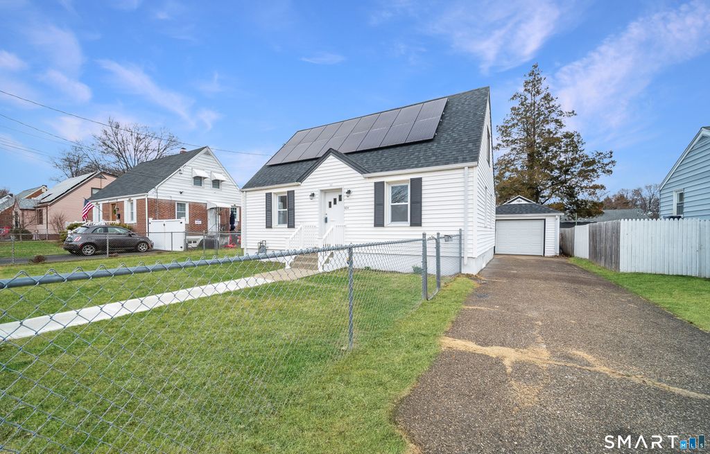 484 Reitter Street West, Stratford, CT 06614