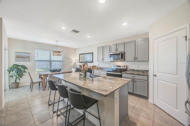 33913 JASPER STONE DRIVE, Wesley Chapel, FL 33543