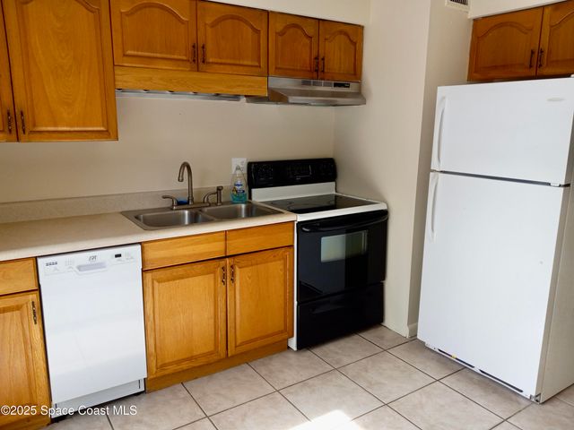 8202 Canaveral Boulevard 3, Cape Canaveral, FL 32920