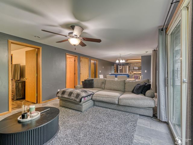 5825 Bacon Road, Petersburg, MI 49270