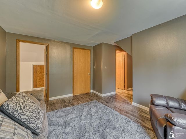 5825 Bacon Road, Petersburg, MI 49270