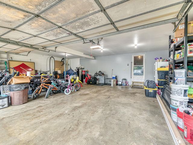 5825 Bacon Road, Petersburg, MI 49270
