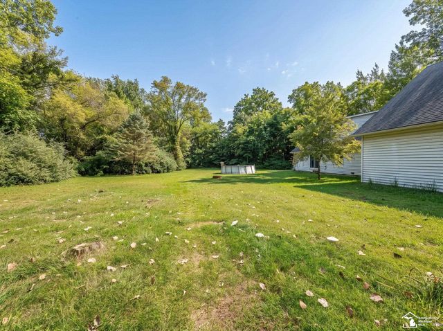 5825 Bacon Road, Petersburg, MI 49270