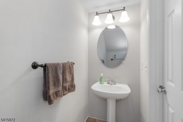 2703 Tudor Dr, Pequannock Twp., NJ 07444