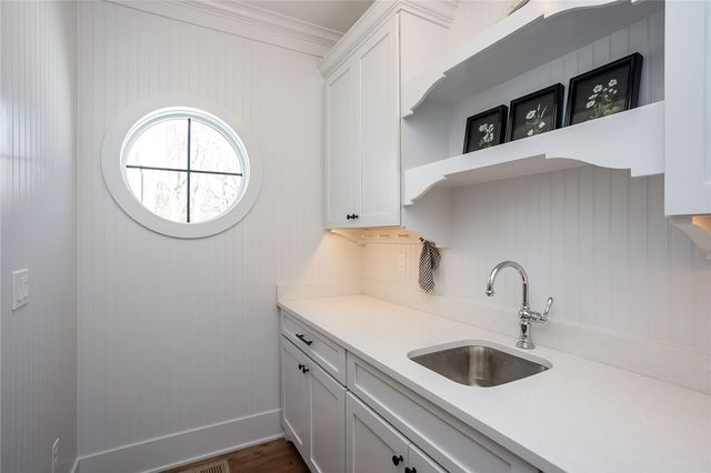 3263 NW 85th Place, Ankeny, IA 50023
