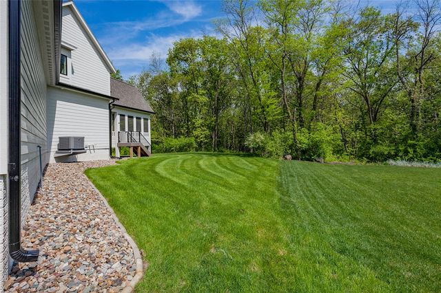 3263 NW 85th Place, Ankeny, IA 50023