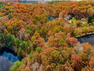 228A Nacoochee Drive, Woodstock, GA 30188