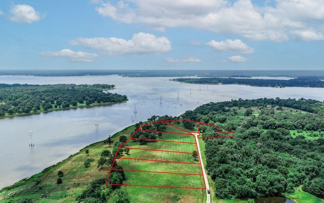 371 Private Road 7327, Emory, TX 75440