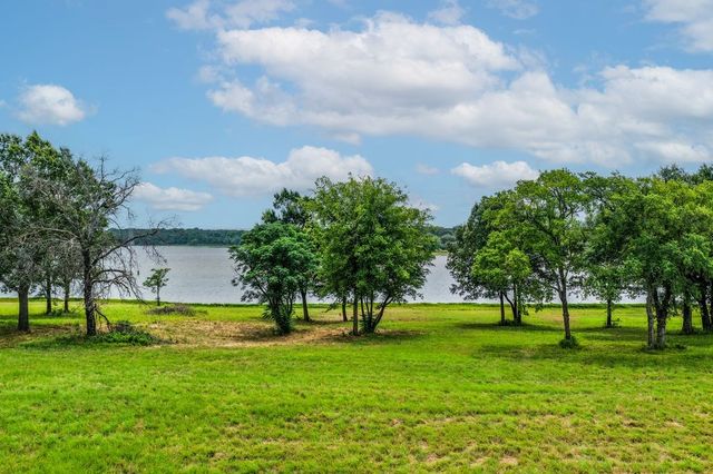 371 Private Road 7327, Emory, TX 75440