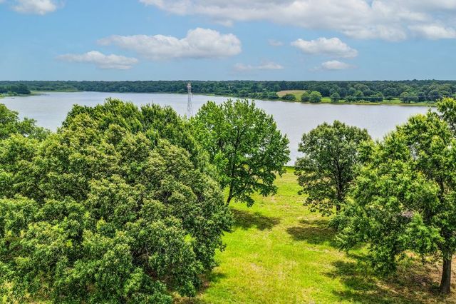 371 Private Road 7327, Emory, TX 75440