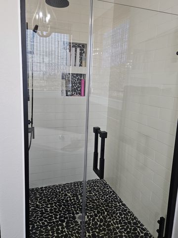 371 Private Road 7327, Emory, TX 75440
