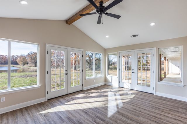 371 Private Road 7327, Emory, TX 75440