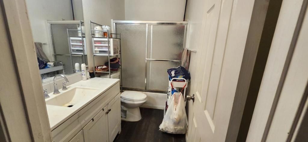 Image 11 of property listing at 837 Commercial Avenue, Ridgecrest, CA 93555