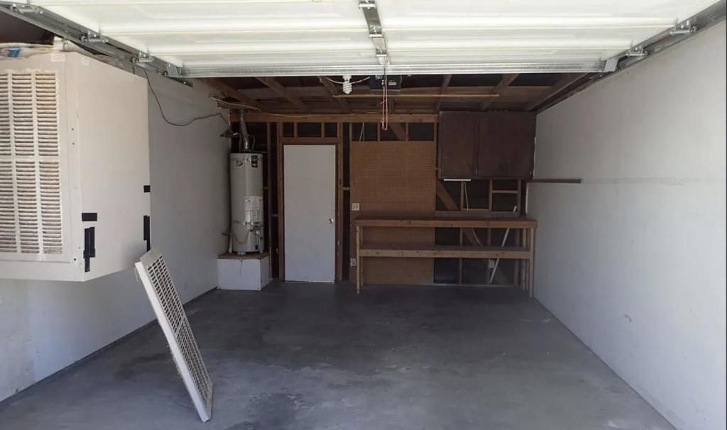Image 14 of property listing at 837 Commercial Avenue, Ridgecrest, CA 93555