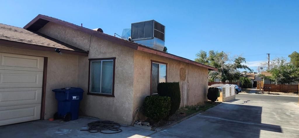 Image 3 of property listing at 837 Commercial Avenue, Ridgecrest, CA 93555