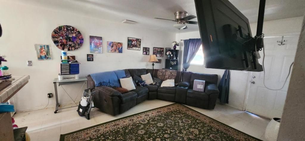 Image 8 of property listing at 837 Commercial Avenue, Ridgecrest, CA 93555