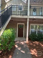 490 Barnett Shoals Road 301, Athens, GA 30605