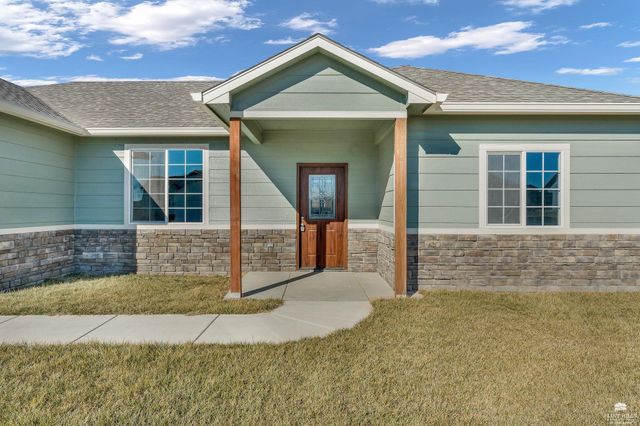 9929 Jasmine Drive, Manhattan, KS 66502