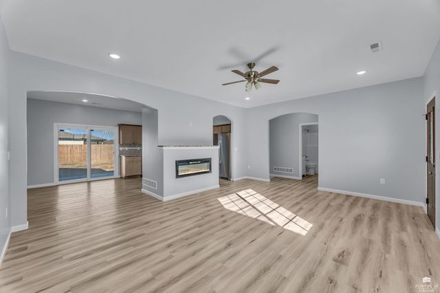 9929 Jasmine Drive, Manhattan, KS 66502