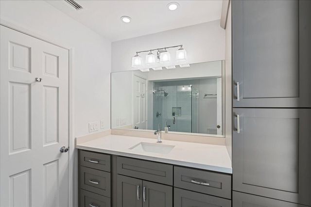 11890 SE Hill Club Terrace 104, Jupiter, FL 33469