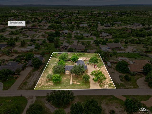 126 Bagpipe Road, San Angelo, TX 76901