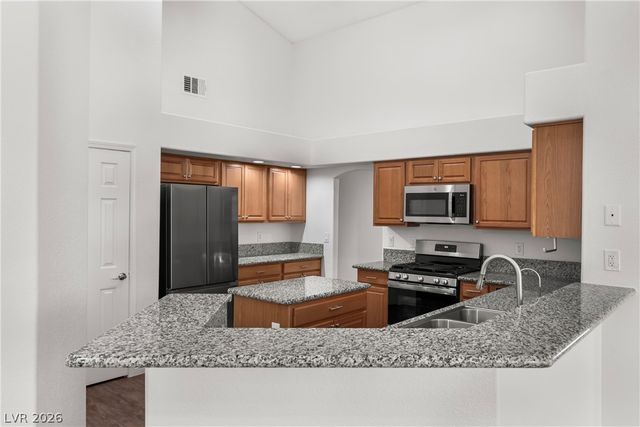 1715 Pinter Way, North Las Vegas, NV 89032