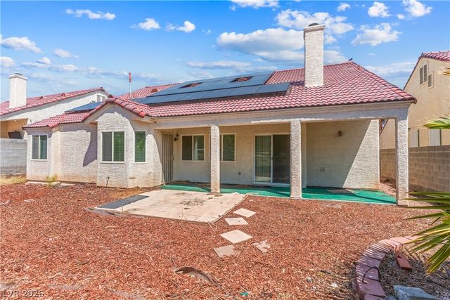 1715 Pinter Way, North Las Vegas, NV 89032
