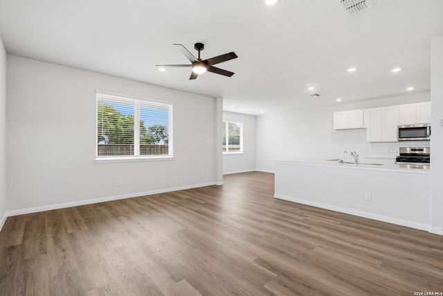 1935 Olivia Drive, New Braunfels, TX 78130