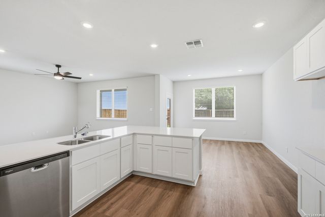 1935 Olivia Drive, New Braunfels, TX 78130
