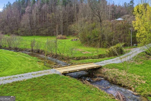229 Seth Hyatt Road, Ellijay, GA 30540