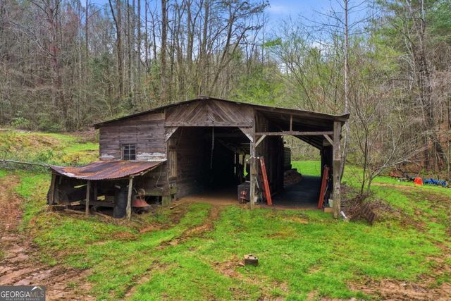 229 Seth Hyatt Road, Ellijay, GA 30540
