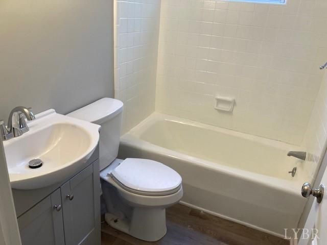 1009 Randolph Lane, Lynchburg, VA 24502