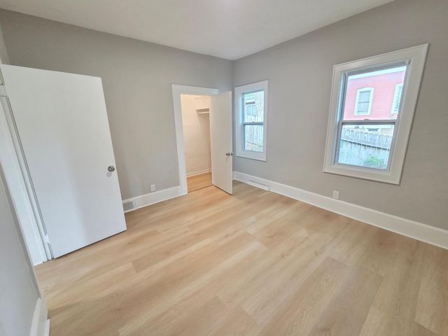 712 Maple Street W, Stillwater, MN 55082