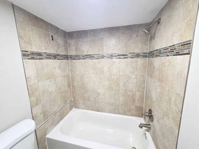 712 Maple Street W, Stillwater, MN 55082