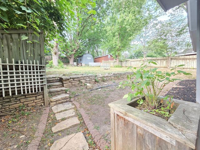 712 Maple Street W, Stillwater, MN 55082