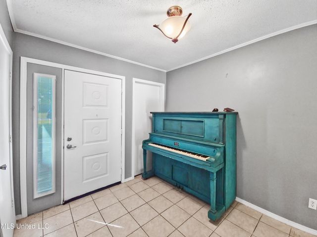1334 Diller Road, Ocean Springs, MS 39564