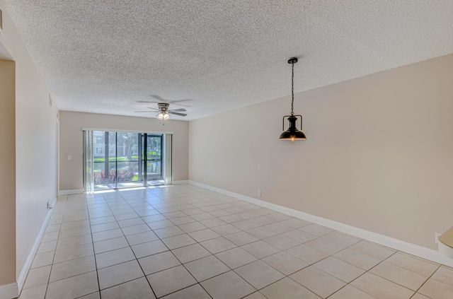601 Sabal Ridge Circle A, Palm Beach Gardens, FL 33418