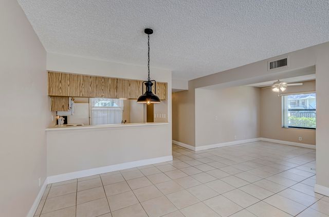 601 Sabal Ridge Circle A, Palm Beach Gardens, FL 33418