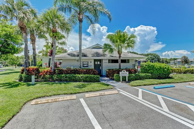 601 Sabal Ridge Circle A, Palm Beach Gardens, FL 33418