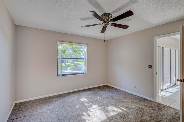 601 Sabal Ridge Circle A, Palm Beach Gardens, FL 33418