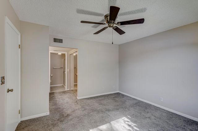 601 Sabal Ridge Circle A, Palm Beach Gardens, FL 33418