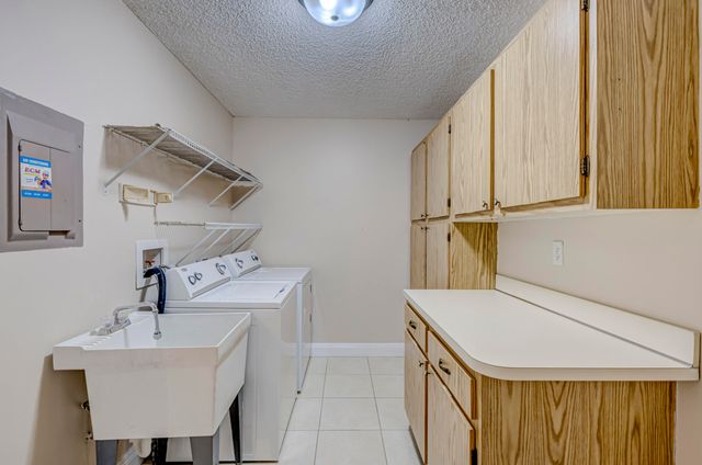 601 Sabal Ridge Circle A, Palm Beach Gardens, FL 33418
