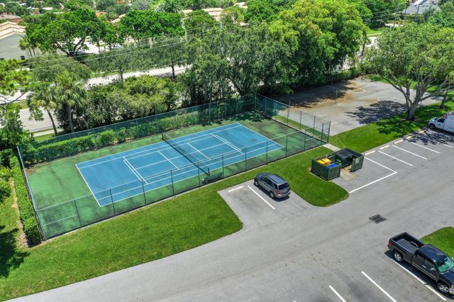 601 Sabal Ridge Circle A, Palm Beach Gardens, FL 33418